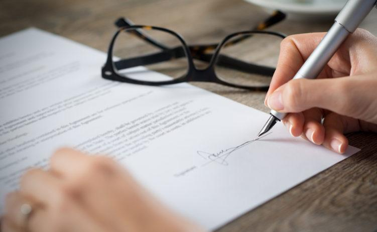 Заповіт з умовою та хто має право на спадщину незалежно від волі спадкодавця